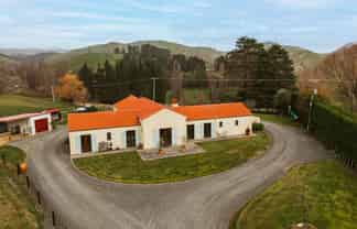 140 Mackenzie Road, Kahuranaki