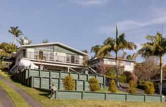 27 Seymour Place, Bellevue