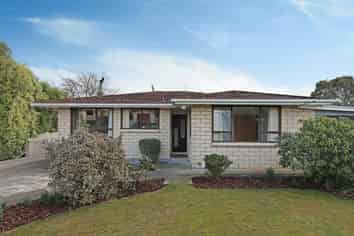 5 Percy Street, Weston