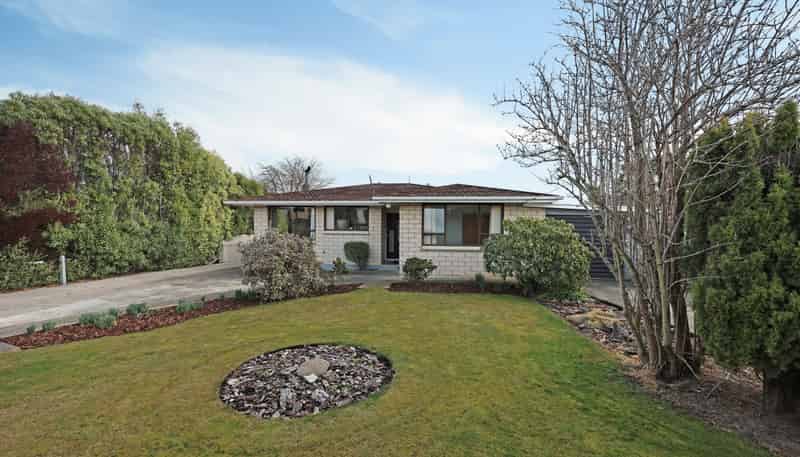 5 Percy Street, Weston