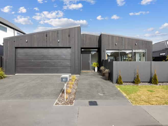41 Collies Road, Casebrook