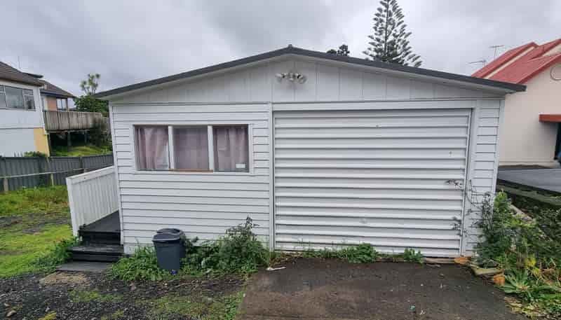 255 Hillsborough Road, Hillsborough