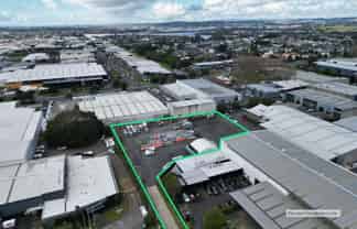 5,612sqm Secure Yard - Ability to Split