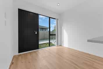 22D Justamere Place, Weymouth