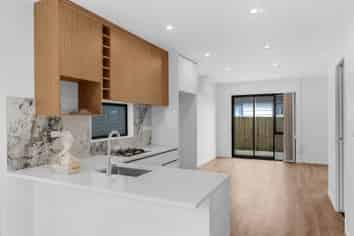 22D Justamere Place, Weymouth