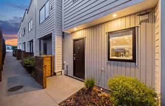 5/9 Flanshaw Road, Te Atatu South