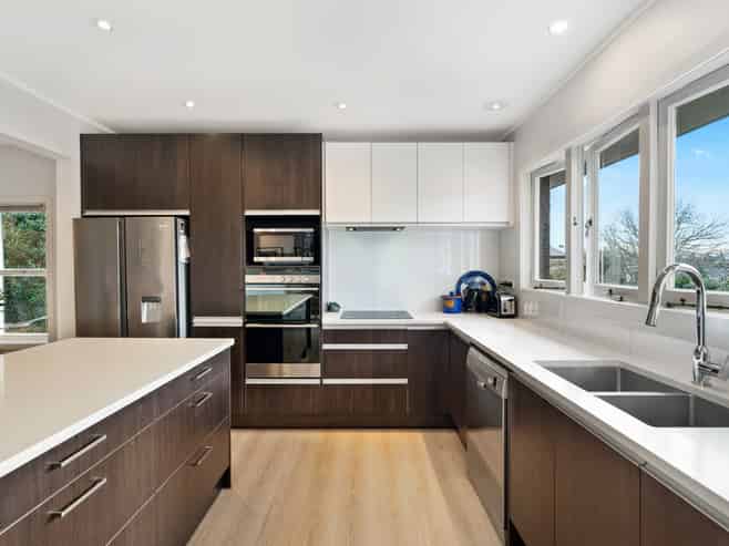 24 Robley Crescent, Glendowie