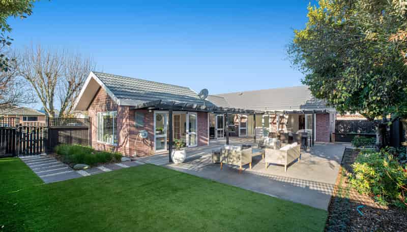 33 Kirsten Place, Parklands