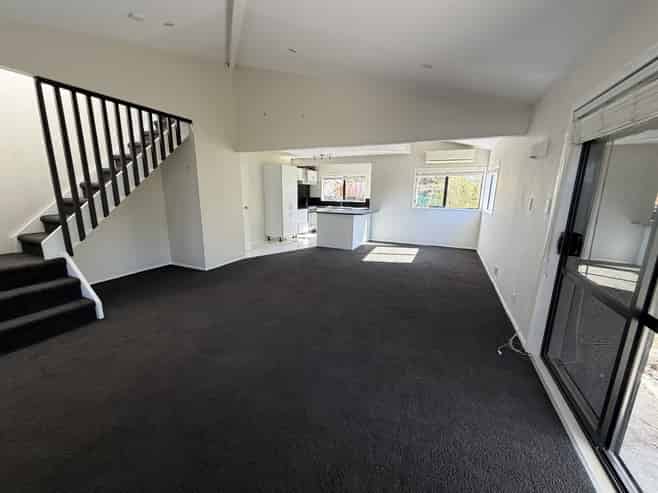 82b  Panorama Road, Mount Wellington