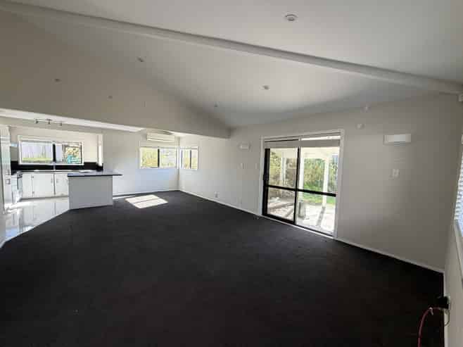 82b  Panorama Road, Mount Wellington