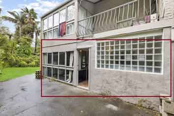 1 Oates Road, Glen Eden