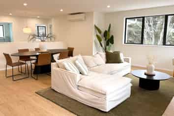 11 Ti Tree Lane, Stanmore Bay