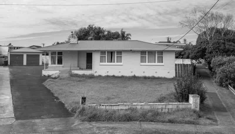 6 Glenvil Lane, Te Atatu Peninsula