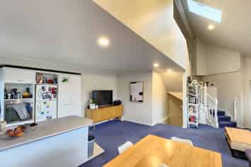 8A Countess Close , Maupuia