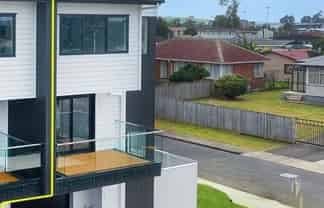 9A Doughty Place, Otara