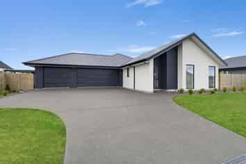 14 Panama Crescent, West Melton