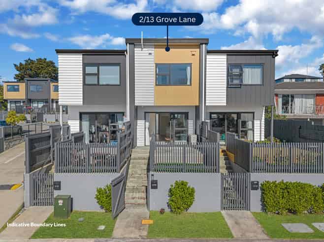 2/13 Grove Lane, Pakuranga Heights