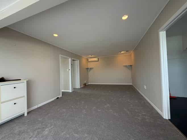 4/7 Lydia Avenue, Northcote