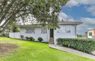 21 Cedar Heights Avenue, Massey