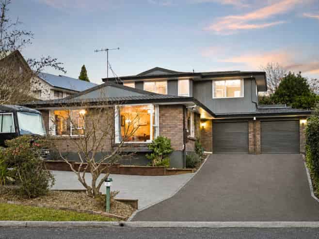 4 Epsom Place, Chartwell