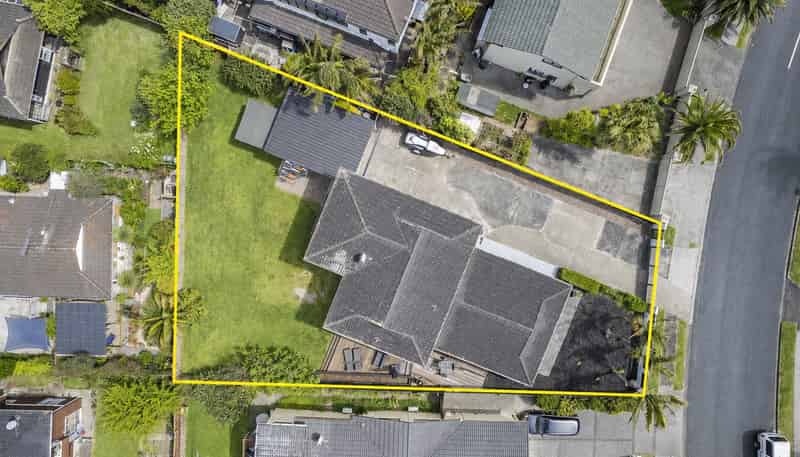 24 Gulf Crest, Bucklands Beach