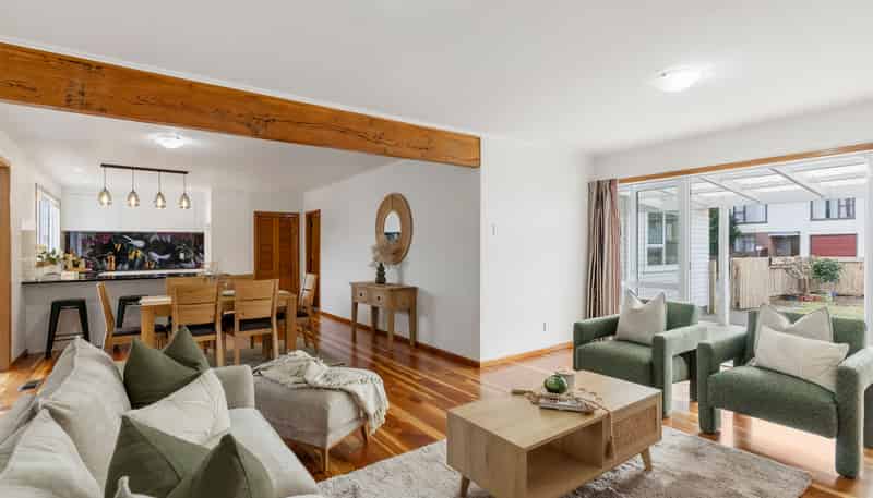 50 Davidson Crescent, Tawa