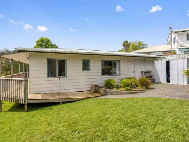 30 Campbell Drive, Warkworth
