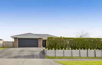 4 James Drive, Bell Block