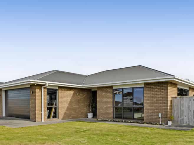 4 James Drive, Bell Block