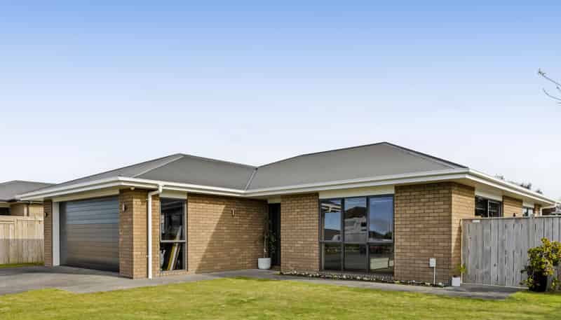 4 James Drive, Bell Block