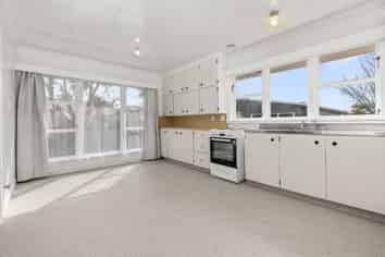 61 Liverpool Street, Levin