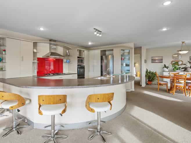 6 Moana Heights, Waikawa