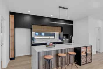 27 Korowhiti Road, Clarks Beach