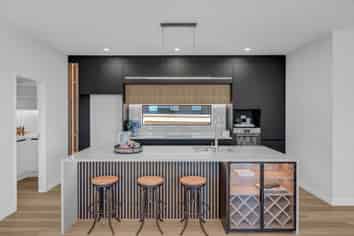 27 Korowhiti Road, Clarks Beach