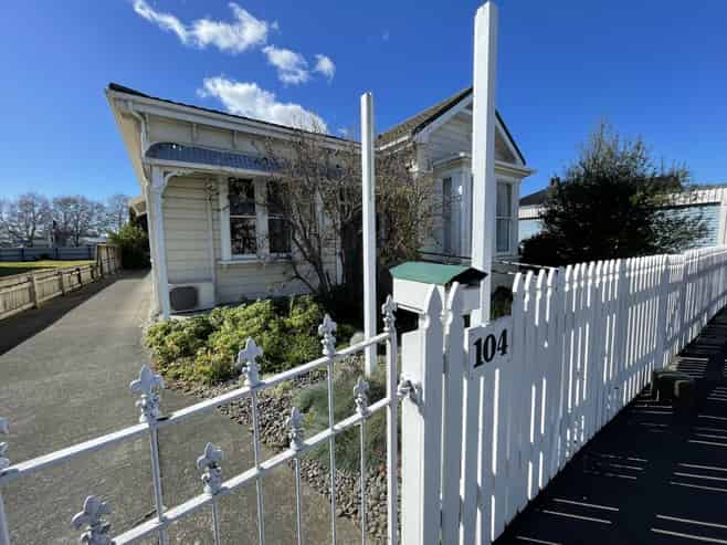 104 Wellesley Road, Napier South