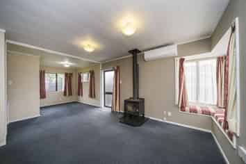 110 Amberley Avenue , Westbrook