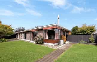 110 Amberley Avenue , Westbrook