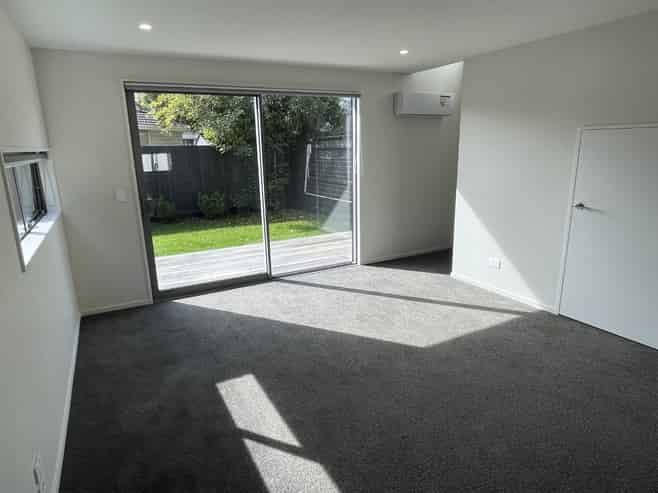 7/101 Mackworth Street, Woolston