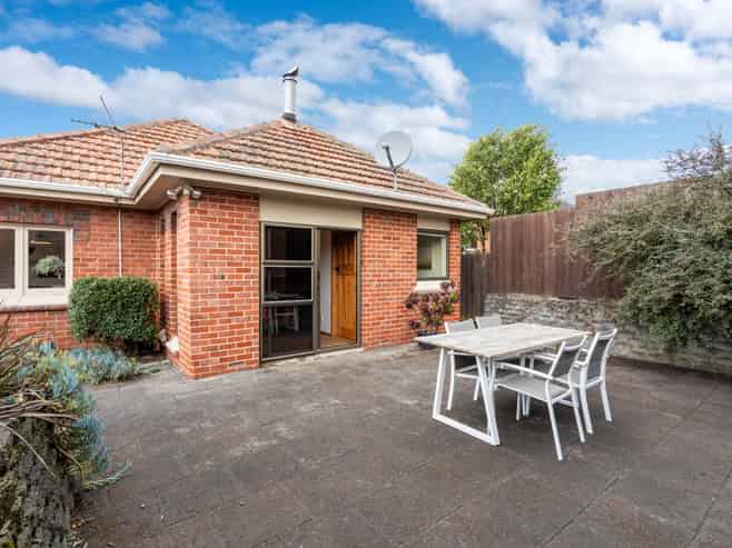 7 Kirriemuir Street, Maryhill