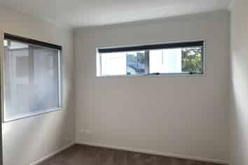 7 Muriels View Lane, Massey