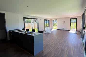 6 Molly Place, Southbridge