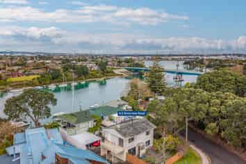 Flat 4/2 Riverview Road, Panmure