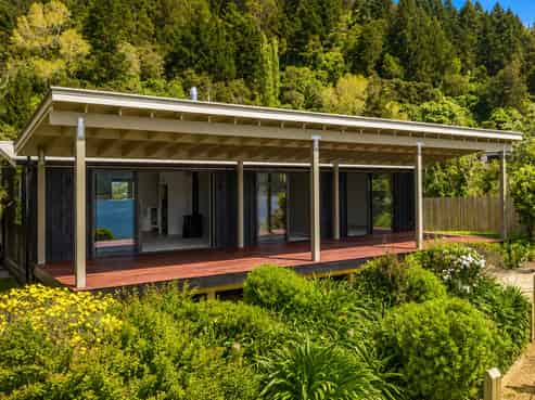 106 Main Road, Havelock