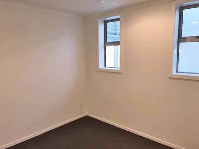 4A/21 Virginia Avenue East, Eden Terrace