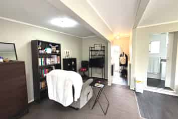 4B/21 Kamara Road, Glen Eden
