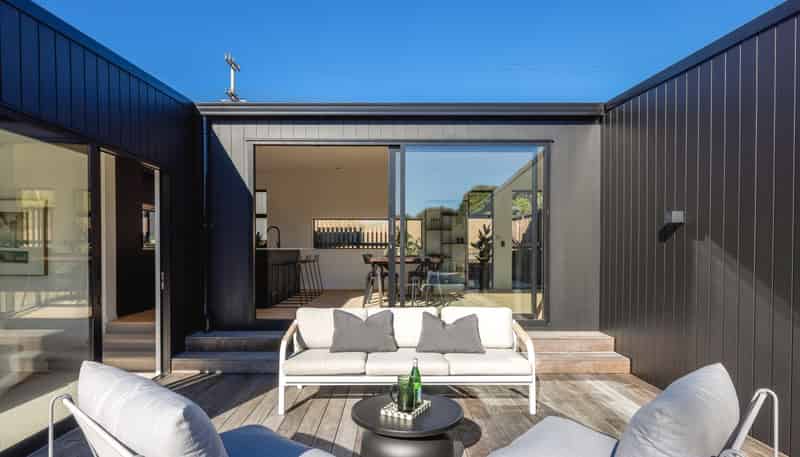 6 Mako Street, Oneroa