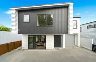 10B Acacia Road, Torbay