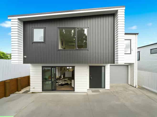 10B Acacia Road, Torbay