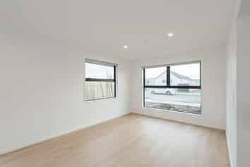 11 Greenslade Drive, Lincoln