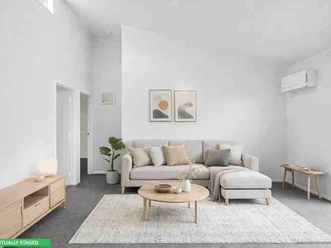 2/33 Grassways Avenue, Pakuranga